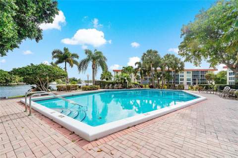 3150 NE 48th Court #410, Lighthouse Point FL - photo 14 of 17