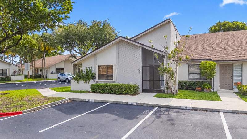 2 bedroom Villa at 1001 NW 79th Avenue, JACARANDA PARCEL 407, Plantation — photo 1