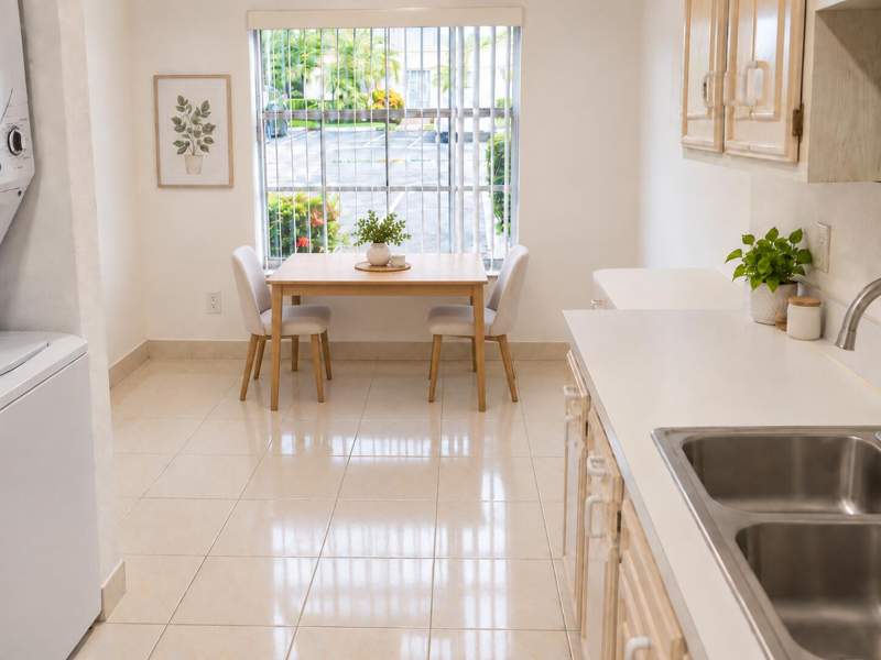 2 bedroom Condominium at 13638 Via Flora #D, PALM GREENS AT VILLA DEL RAY CONDO II, Delray Beach — photo 4