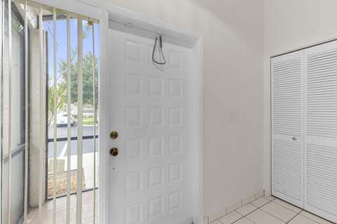 1001 NW 79th Avenue, Plantation FL - photo 7 of 38