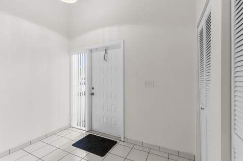 1001 NW 79th Avenue, Plantation FL - photo 6 of 38
