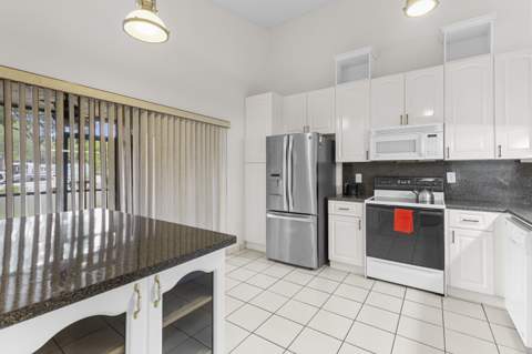 1001 NW 79th Avenue, Plantation FL - photo 13 of 38