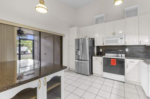 1001 NW 79th Avenue, Plantation FL - photo 14 of 38
