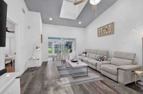 6427 Pointe Pleasant Circle, Delray Beach FL - photo 9 of 73