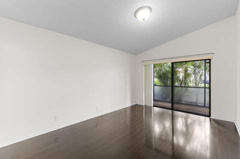 1001 NW 79th Avenue, Plantation FL - photo 20 of 38