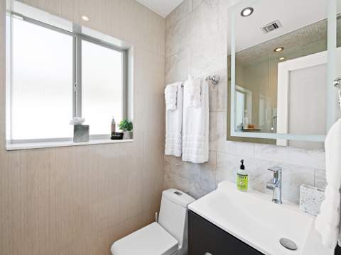 1913 N VICTORIA PARK Road, Fort Lauderdale FL - photo 24 of 54