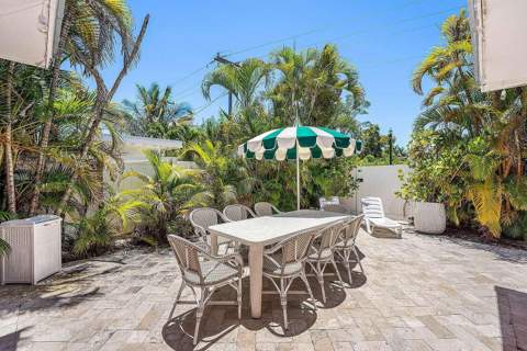 247 SE 3rd Avenue, Delray Beach FL - photo 9 of 44
