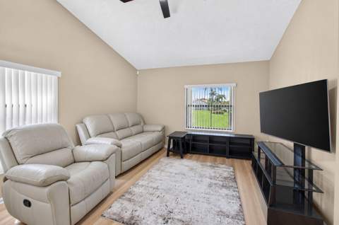 5939 Parkwalk Drive, Boynton Beach FL - photo 8 of 51