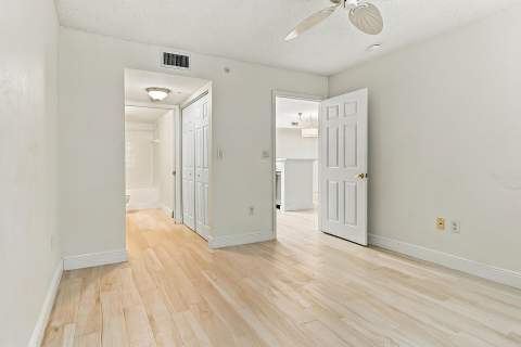 1801 N Flagler Drive, West Palm Beach FL - photo 10 of 38