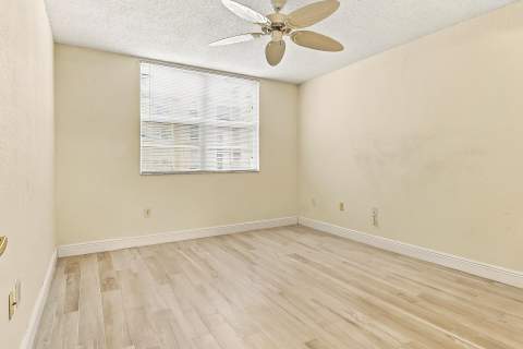 1801 N Flagler Drive, West Palm Beach FL - photo 15 of 38