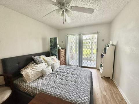 1041 Guilford C, Boca Raton FL - photo 9 of 33