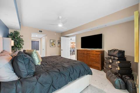 101 S Fort Lauderdale Beach Boulevard #702, Fort Lauderdale FL - photo 15 of 33