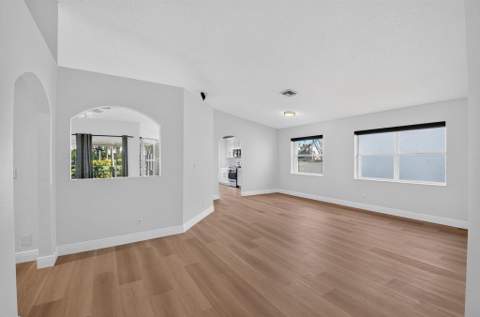 18270 Coral Chase Drive, Boca Raton FL - photo 7 of 53