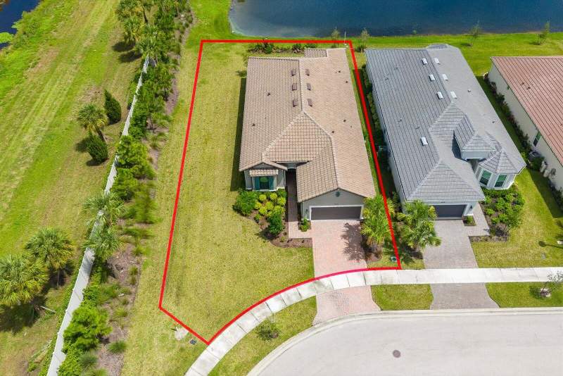 3 bedroom Single Family Residence at 9771 Santini Road, ESPLANADE AT TRADITION PHASE 2, Port St. Lucie — photo 4