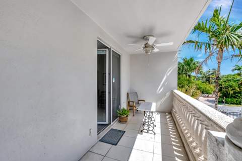1776 Bay Drive, Pompano Beach FL - photo 19 of 64
