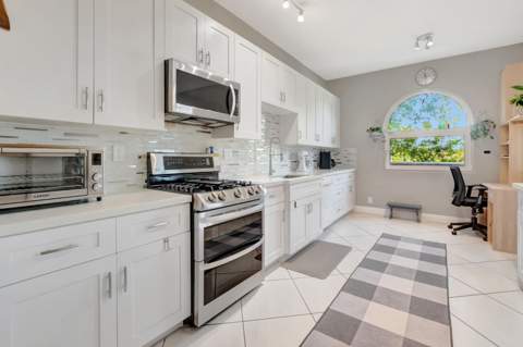 1776 Bay Drive, Pompano Beach FL - photo 22 of 64