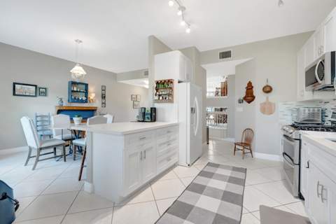 1776 Bay Drive, Pompano Beach FL - photo 7 of 64
