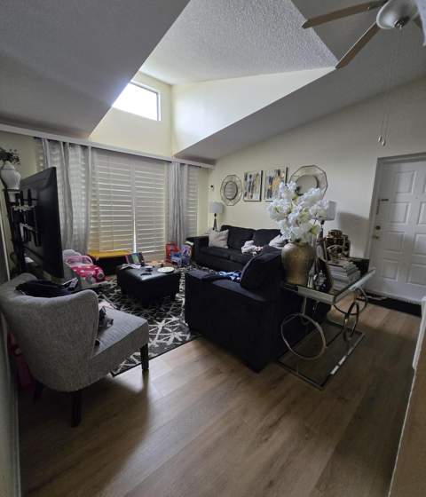 1009 Green Pine Boulevard #D3, West Palm Beach FL - photo 8 of 20