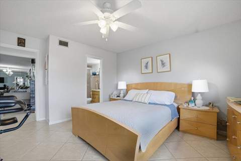 331 Knotty Pine Circle #D-2, Greenacres FL - photo 12 of 30