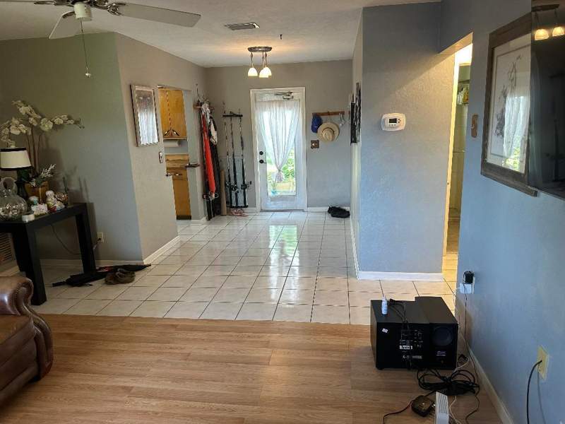 2 bedroom Single Family Residence at 1075 James Road, HYPOLUXO RIDGE, Lake Worth — photo 3