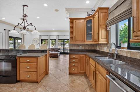 749 SW 2nd Street, Boca Raton FL - photo 12 of 39