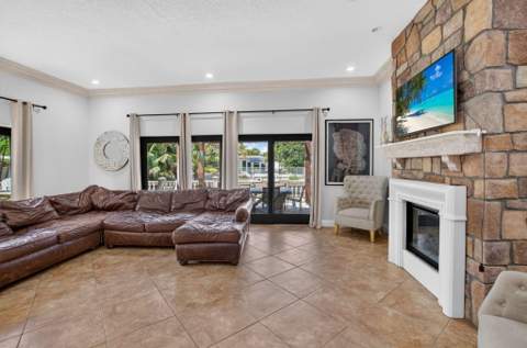 749 SW 2nd Street, Boca Raton FL - photo 7 of 39