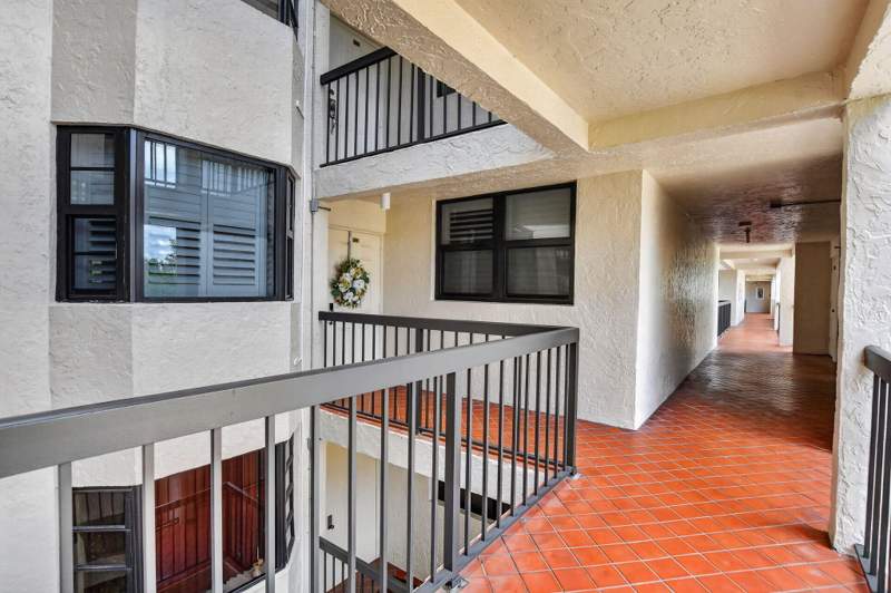 2 bedroom Condominium at 6320 Boca Del Mar Drive #304, Glens Condo, Boca Raton — photo 5