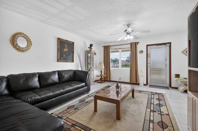 2 bedroom Condominium at 253 Northampton M, NORTHAMPTON CONDOS, West Palm Beach — photo 3