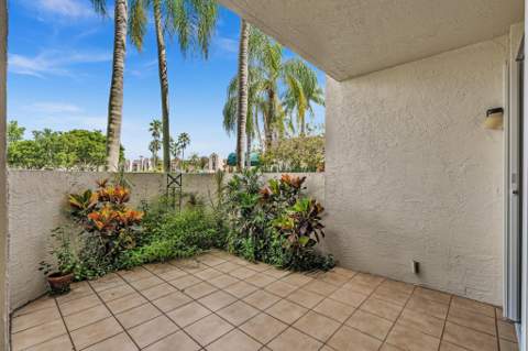 7216 Fairfax Drive #109, Tamarac FL - photo 6 of 74