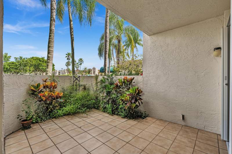 2 bedroom Condominium at 7216 Fairfax Drive #109, FAIRFAX CONDOMINIUM, Tamarac — photo 5