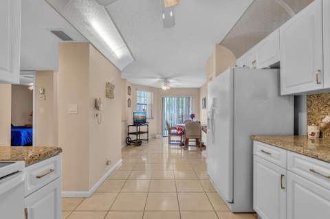 7216 Fairfax Drive #109, Tamarac FL - photo 13 of 72