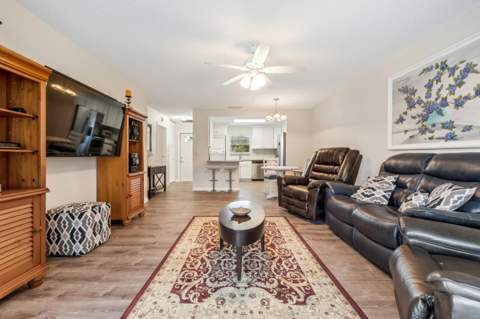 118 Amherst Lane, Lake Worth FL - photo 6 of 20