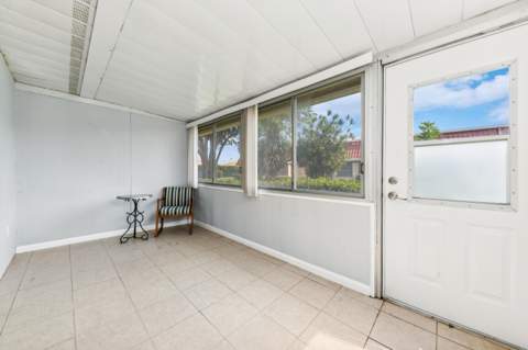 118 Amherst Lane, Lake Worth FL - photo 10 of 20