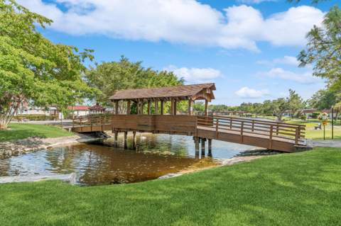 118 Amherst Lane, Lake Worth FL - photo 15 of 20