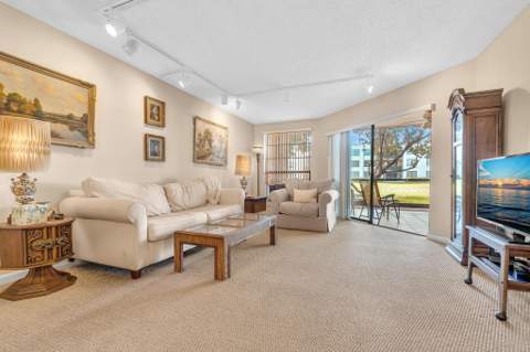 7216 Fairfax Drive #109, Tamarac FL - photo 23 of 72