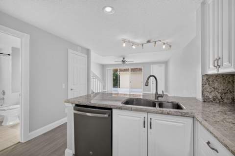 4506 Illicium Drive, Palm Beach Gardens FL - photo 12 of 43
