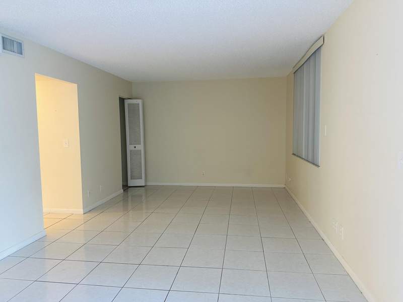 2 bedroom Condominium at 6200 NW 2nd Avenue #311, Boca Teeca Condo 8, Boca Raton — photo 5