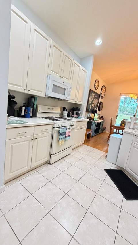432 NW Sunview Way, Port St. Lucie FL - photo 7 of 14