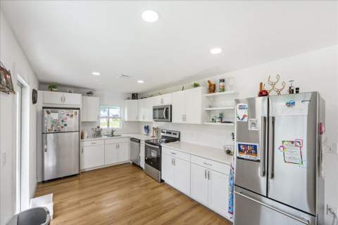 300 SW Prima Vista Boulevard, Port St. Lucie FL - photo 12 of 20