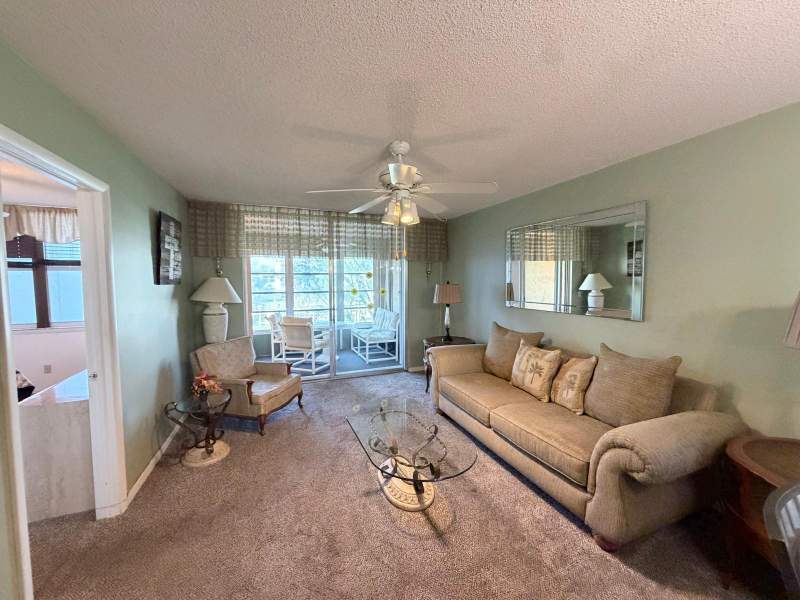 2 bedroom Condominium at 6600 Royal Palm Boulevard #211B, ROYAL PARK GARDENS I-B CONDO, Margate — photo 3