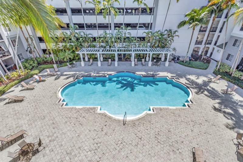 3 bedroom Condominium at 1690 Renaissance Commons Boulevard #1401, VIZCAYA LAKES CONDO, Boynton Beach — photo 3