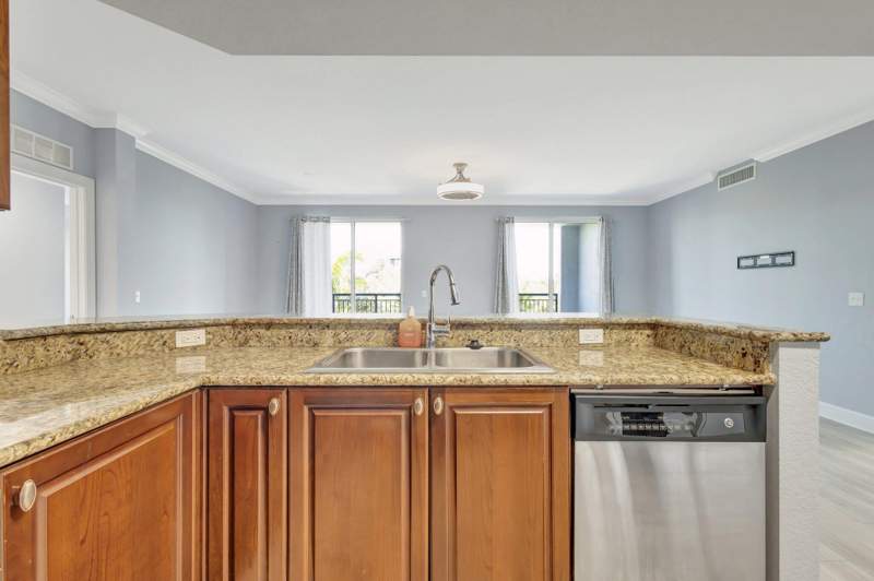 3 bedroom Condominium at 1690 Renaissance Commons Boulevard #1401, VIZCAYA LAKES CONDO, Boynton Beach — photo 4