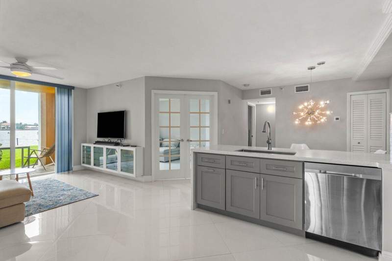 2 bedroom Condominium at 180 Yacht Club Way #102, Yacht Club On The Intracoastal Condo, Hypoluxo — photo 5
