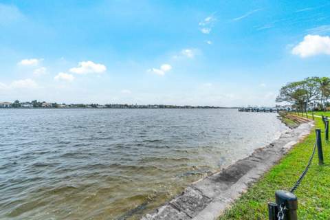 180 Yacht Club Way #102, Hypoluxo FL - photo 23 of 25