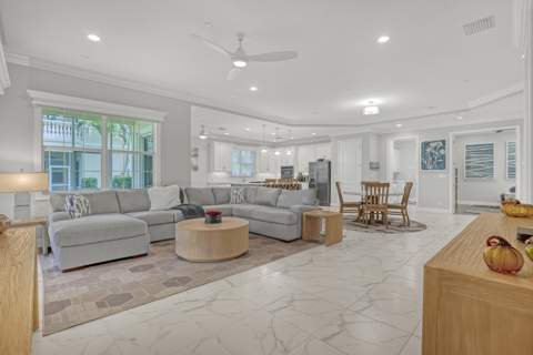 175 Tresana Boulevard #137, Jupiter FL - photo 8 of 39
