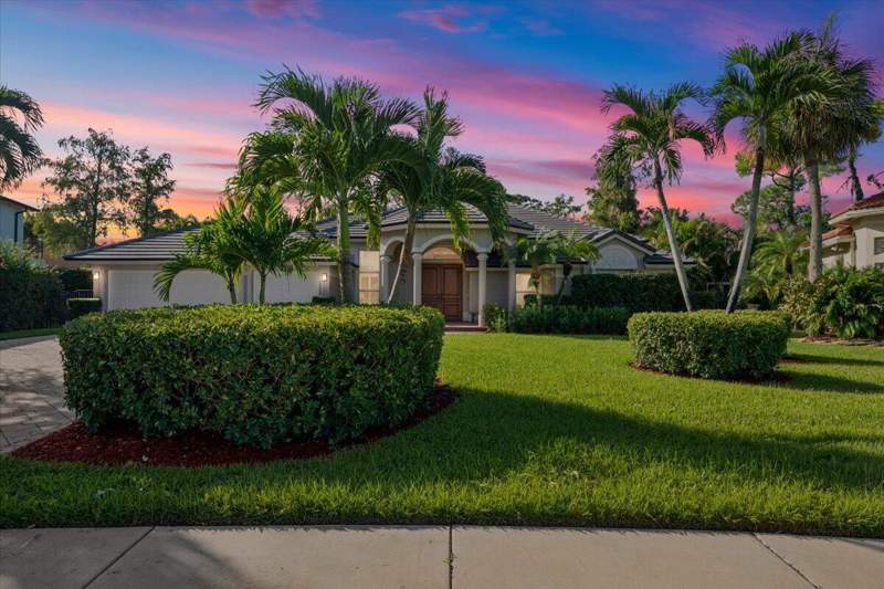 4 bedroom Single Family Residence at 15522 Cypress Park Drive, BINKS FOREST OF THE LANDINGS AT WELLINGTON 3, Wellington — photo 1