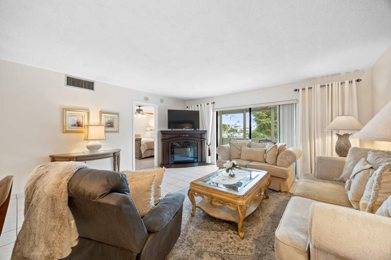 2 bedroom Condominium at 4000 NW 44th Avenue #315, Sapphire Condo, Lauderdale Lakes — photo 4
