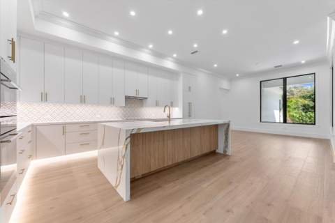 715 Mission Hill Road, Boynton Beach FL - photo 7 of 52
