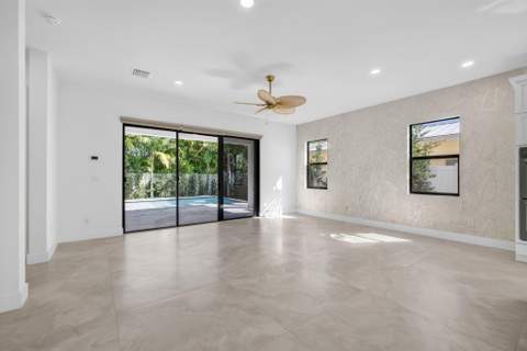 131 Edwards Lane, Palm Beach Shores FL - photo 23 of 88