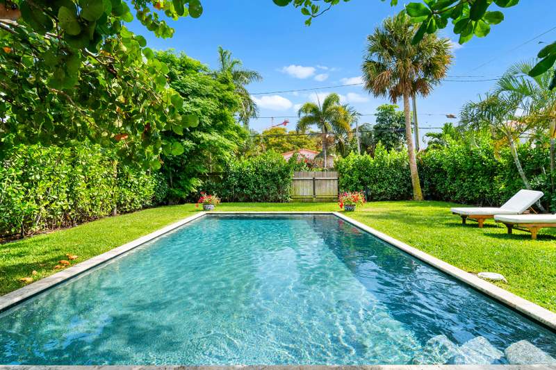 3 bedroom Single Family Residence at 520 28th Street, Northwood Add, West Palm Beach — photo 2